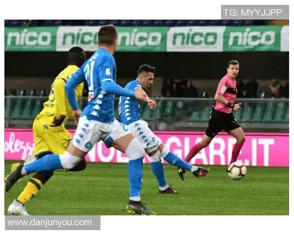 拉迪与赫尔辛基的激烈对决揭示足球战术与团队协作的精彩瞬间