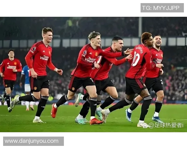 费内巴切与埃球队的激烈对决揭示足球战术的精彩与魅力