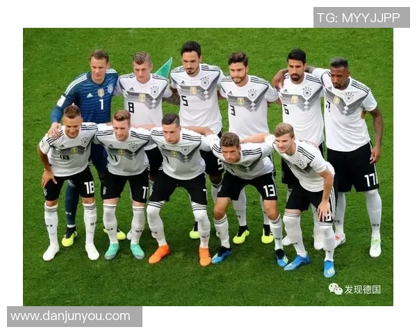 迪巴拉的足球之路：从天才少年到世界级巨星的成长历程与挑战