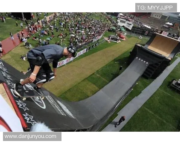 重庆极限运动队中路突破战术解析与实践探索