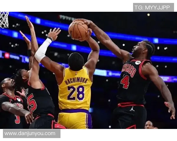 1997年湖人与公牛的巅峰对决回顾与传奇时刻重温