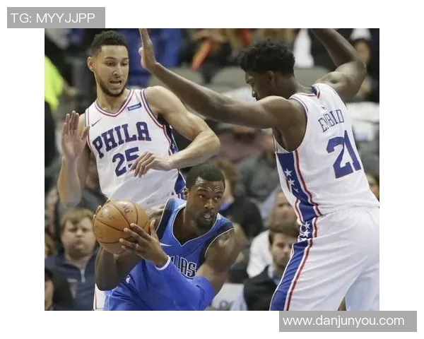 2015年2月5日勇士与小牛激战回顾:精彩瞬间与赛后分析 2015年2月5日勇士与小牛激战回顾:精彩瞬间与赛后分析