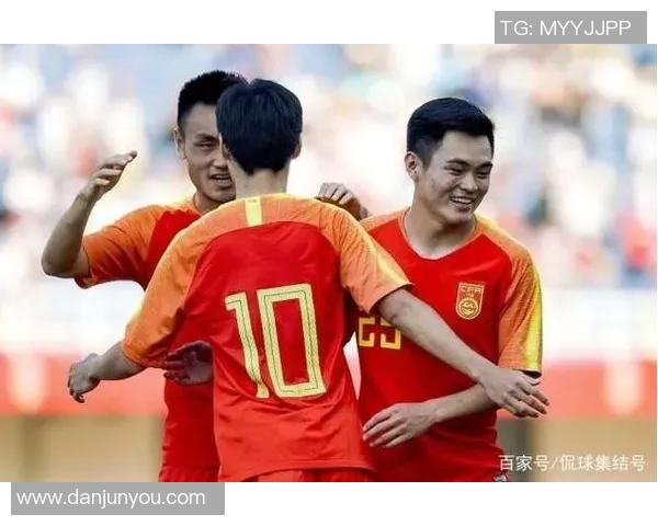 国足与伊拉克激战正酣视频直播全程回顾与精彩瞬间分析